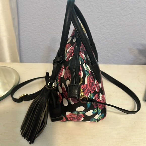 NWOT LUV Betsey by Betsey Johnson Rose Bag - Picture 4 of 9